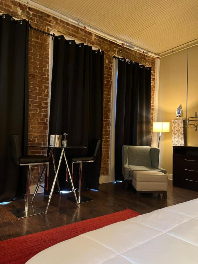 The Skylight Hotel Гринвилл Экстерьер фото